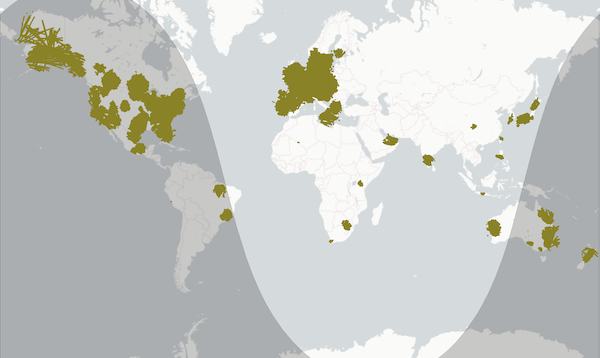 RealTraffic coverage map showing community feeder data